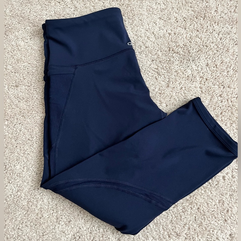 NWOT Lorna Jane mesh pocket 3/4 leggings